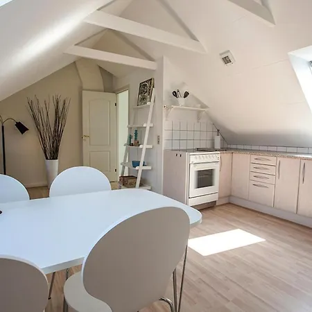 Lägenhet Cozy 1-bedroom In